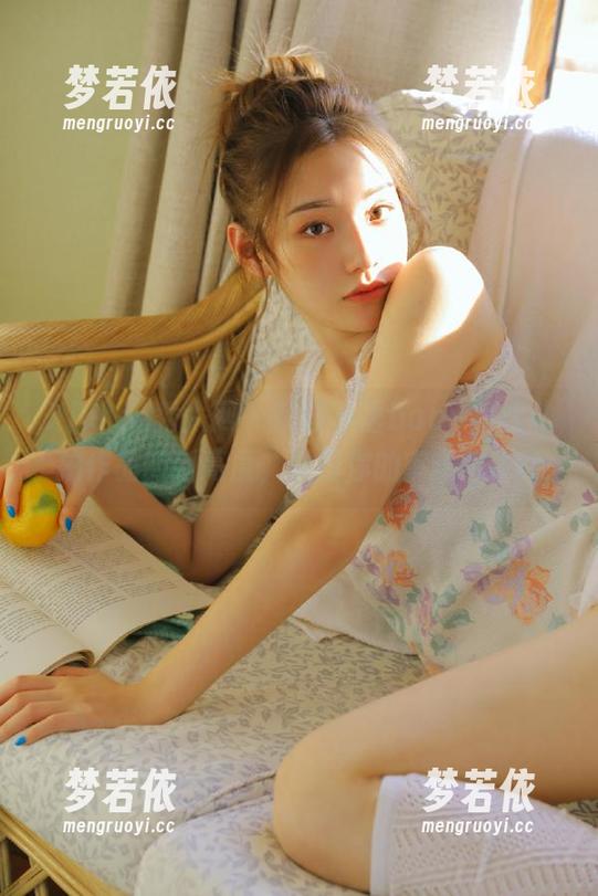 Xiuren秀人网 - 解锁私语baby黑丝私拍作品的新高度，颠覆你的审美观.txt-梦若依