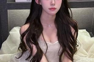 Xiuren秀人网 - 陈小喵夏天图集精选：在这幅幅精彩画面中，感受夏日的热情与诗意。.txt