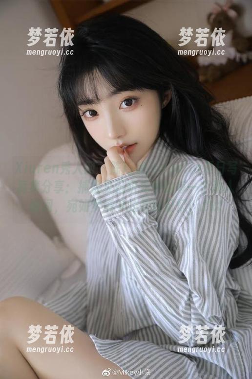 Xiuren秀人网 - 陈巧蓓isabella夏日写真集分享：捕捉夏日阳光中的每一个动人瞬间，宛如梦境中的美好记忆！.txt-梦若依