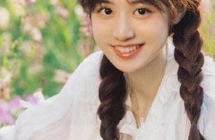 Xiuren秀人网 - 陈怡曼在线分享她的白色写真作品，透过画面感受无尽的柔情与优雅！.txt