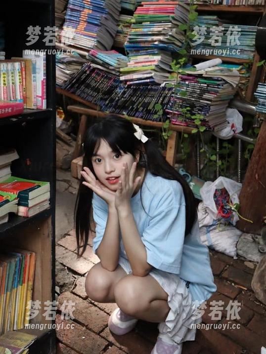 Xiuren秀人网 - 麻布学妹天使写真精选合集：见证她在镜头下的独特风采.txt-梦若依