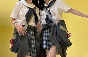 Xiuren秀人网 - 探索最新作品中的龙泽美曦，天使般的姿态令人心动.txt