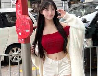一见倾心！Yebin(전예빈)姐姐最新原图写真，展现个性与青春.txt