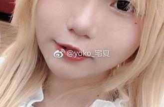 游泳池边的浪漫：Yoko宅夏与妹汤物语的泳装COS合集重磅来袭.txt