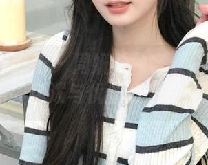 YouMi尤蜜荟 - 周妍希独家女仆写真精选原图，尽显活泼与优雅的完美碰撞。.txt