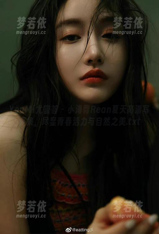 YouMi尤蜜荟 - 小海臀Rean夏天高清写真集，尽显青春活力与自然之美.txt-梦若依