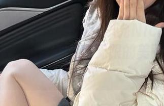 YouMi尤蜜荟 - 高清张思允Nice白衬衫套图，每一帧都散发着无限的美丽与风格.txt