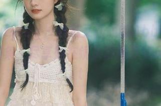 beautyleg - 熟悉又新颖的Abby网袜私房图集，尽享她在镜头前的多变风格.txt