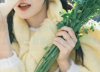 beautyleg - Penny全新镂空图包更新，让我们一起体验视觉的诗意.txt