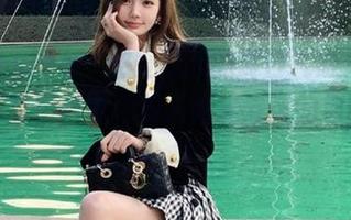 beautyleg - 感受浓烈的夏日气息，Rita最新写真图片带你踏入阳光与风的绚丽之旅！.txt