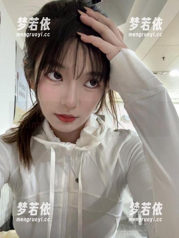 beautyleg - 让阳光洒满每个角落，下载Sunny比基尼图包，与夏日同行！.txt-梦若依