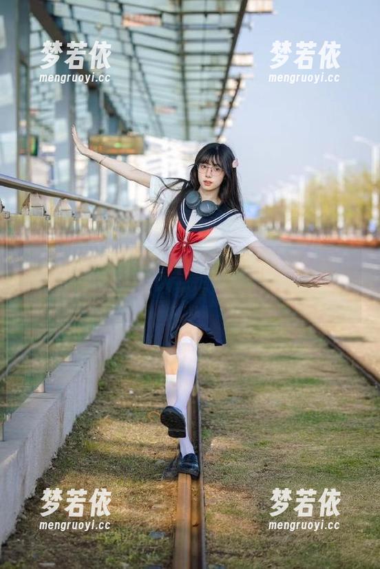 beautyleg - 探索“Tammy连衣裙”独特风格，时尚写真资源集锦大放送.txt-梦若依
