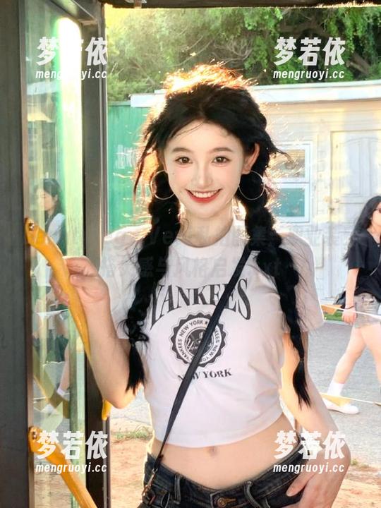 beautyleg - Vevi私拍图集：职业装穿搭灵感与风格启发.txt-梦若依