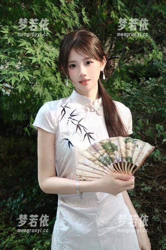 beautyleg - 最新Winnie透明系列写真，原图让你领略她的真实与美丽.txt-梦若依