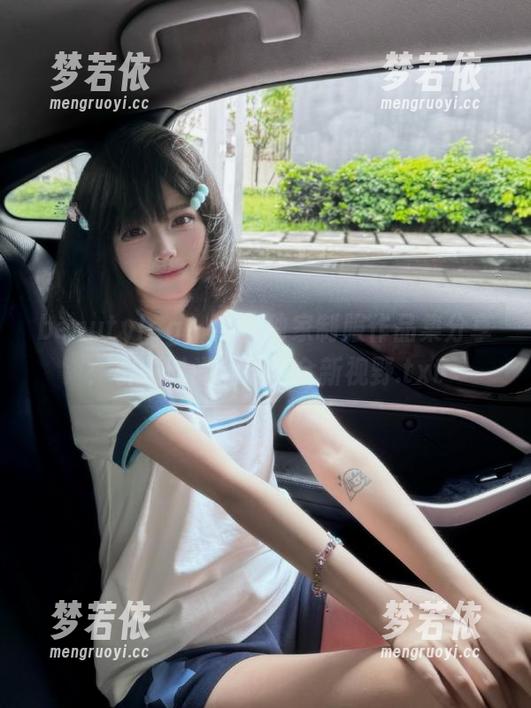 beautyleg - 赵芸独家制服作品集分享：引领时尚潮流的全新视野.txt-梦若依
