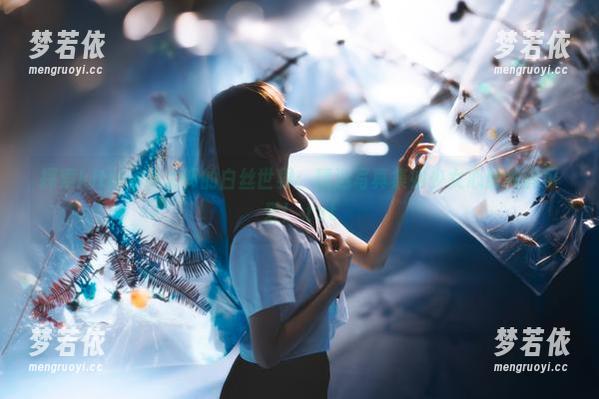 探索kitaro绮太郎的白丝世界：精选写真集如少女心般纯粹可爱！.txt-梦若依
