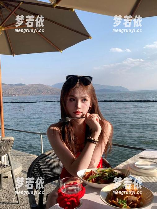 pans - 思思的温柔作品分享:在视觉的旅程中,感受温暖与柔和的无限可能.txt-梦若依 pans - 思思的温柔作品分享:在视觉的旅程中,感受温暖与柔和的无限可能.txt-梦若依