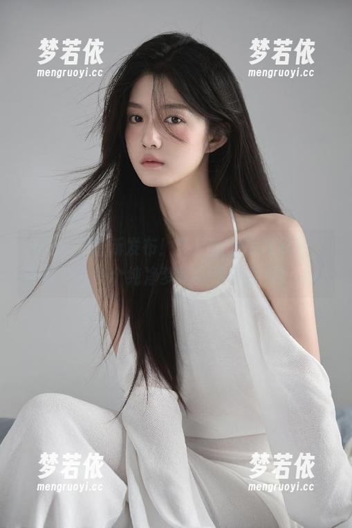pans - 最新发布！梦梦透明写真原图，带你走入一个纯净梦境的奇妙世界！.txt-梦若依