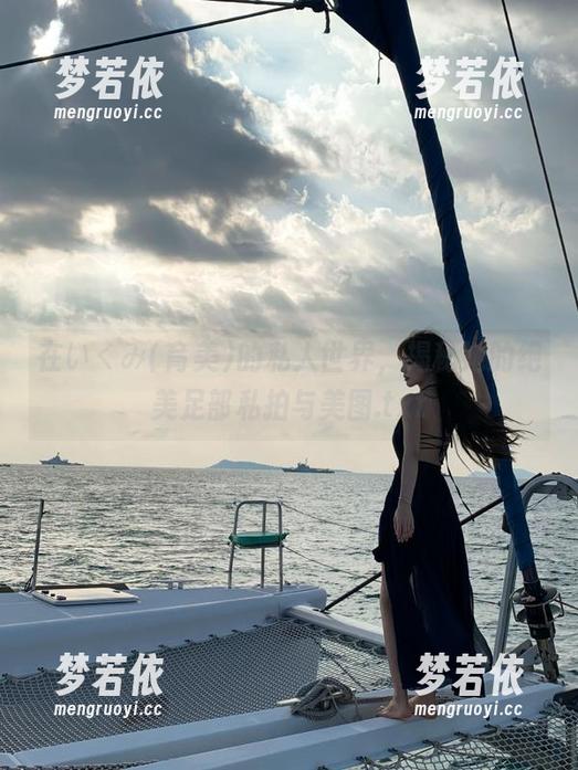 在いくみ(育美)的私人世界，揭秘她的绝美足部私拍与美图.txt-梦若依