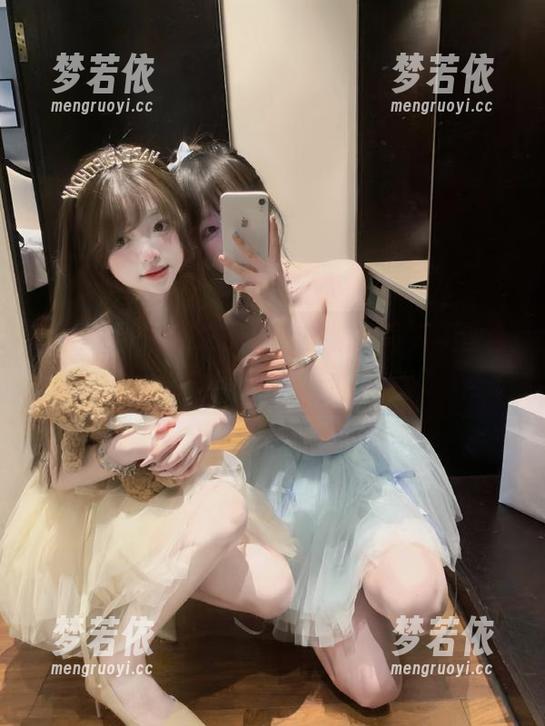 丽柜 - 双生花之丽莲：安娜的写真美图合集，视觉盛宴不容错过.txt-梦若依