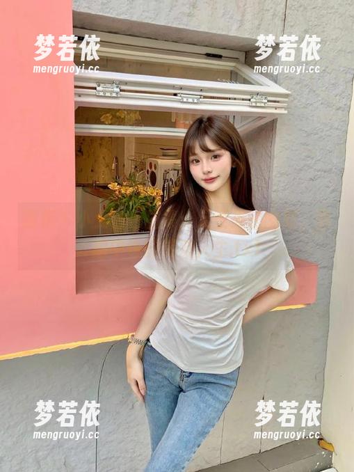 丽柜 - 小戈白色图集：无圣光的幽默，黑暗中也能笑对人生.txt-梦若依