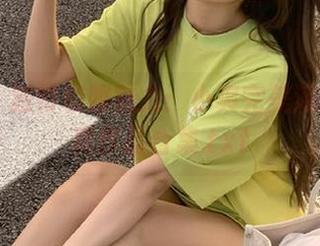 丽柜 - 独特和服魅力：小爽完美演绎的写真作品合集.txt