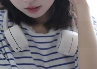 丽柜 - 柒柒甜美睡衣图集：细腻呈现她生活中的每个轻松瞬间合集.txt