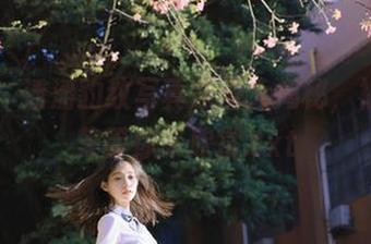 丽柜 - 潘潘豹纹写真原图大揭秘，福利图集等你来欣赏.txt