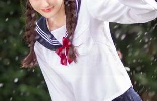 丽柜 - 绝不能错过的露露网袜写真，全网免费资源下载中！.txt