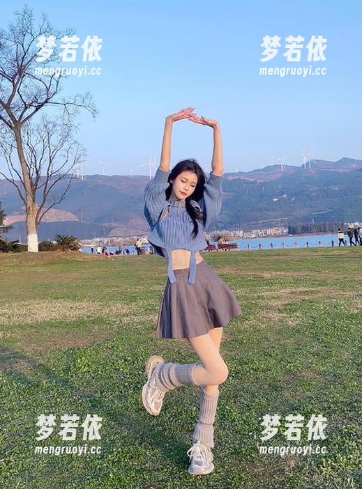 在乔依丝图库精选中，感受和服与自然的和谐美妙结合.txt-梦若依