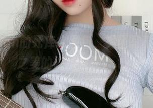 九曲Jean的死库水图包，见证写真与现实之美的碰撞与融合.txt