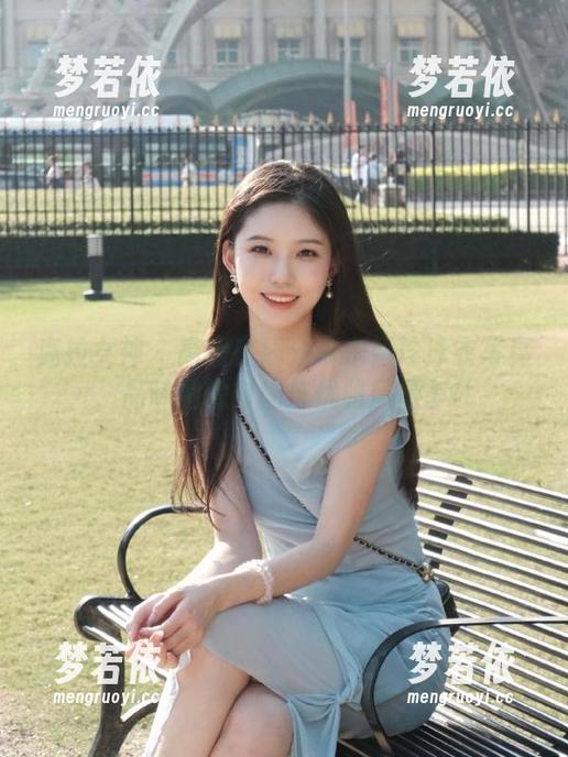 克拉女神 - 高清在线分享宋智珍泳衣写真，品味她的时尚与优雅风情.txt-梦若依