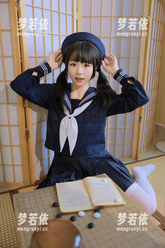 克拉女神 - 慕菲和服主题的写真合集分享，感受历史与美的交融.txt-梦若依