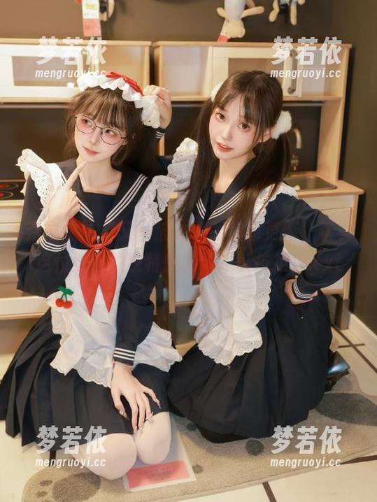 克拉女神 - 又一波钟淇的套图更新，看看这位女孩的独特魅力，难以抗拒！.txt-梦若依
