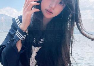 在线畅游兔玩映画肉丝旗袍图集，体验动静皆宜的女人味与风情.txt