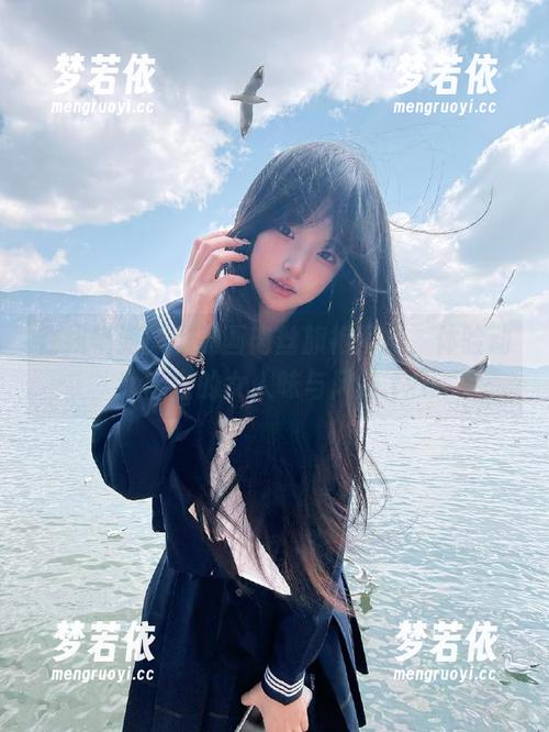 在线畅游兔玩映画肉丝旗袍图集，体验动静皆宜的女人味与风情.txt-梦若依