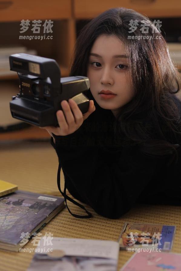 初夏女神 - 环环带来的海边定制写真，记录纯粹与自然的无缝连接.txt-梦若依