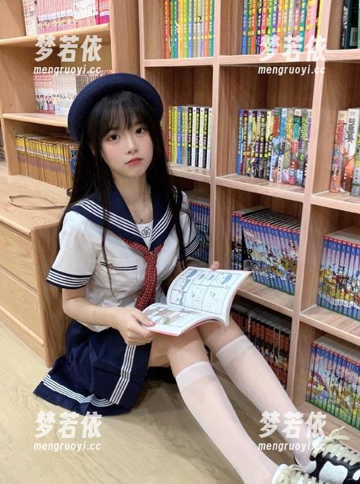 从南鸽的镜头看少女：精选图库记录青春的每一瞬.txt-梦若依