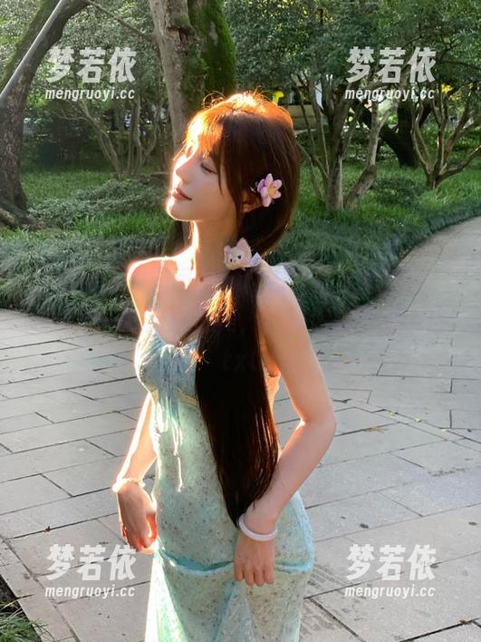 微密圈 - 收录可爱的肉巴纯白全集原图，领略那一抹洁白之美，挑战你对美的认知.txt-梦若依