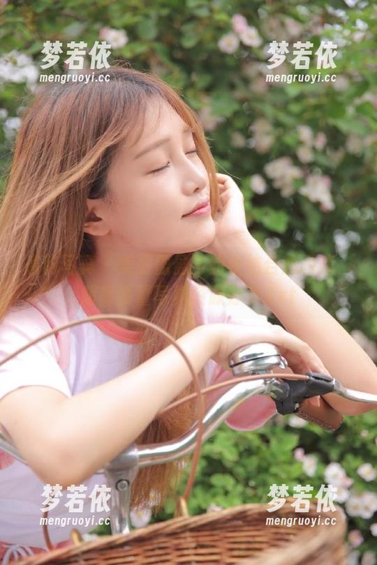 唐韵写真 - 美丽盈盈与豹纹结合的图集，超高质量写真资源分享.txt-梦若依