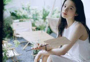 嗲囡囡 - 王婉悠QueenJK世界：独特视角下的写真合集与高清图片.txt