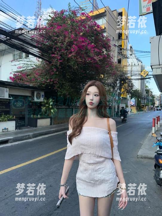 头条女神 - 幻雪儿JK的无圣光原图集：每一张都让你感受到纯粹的美丽！.txt-梦若依