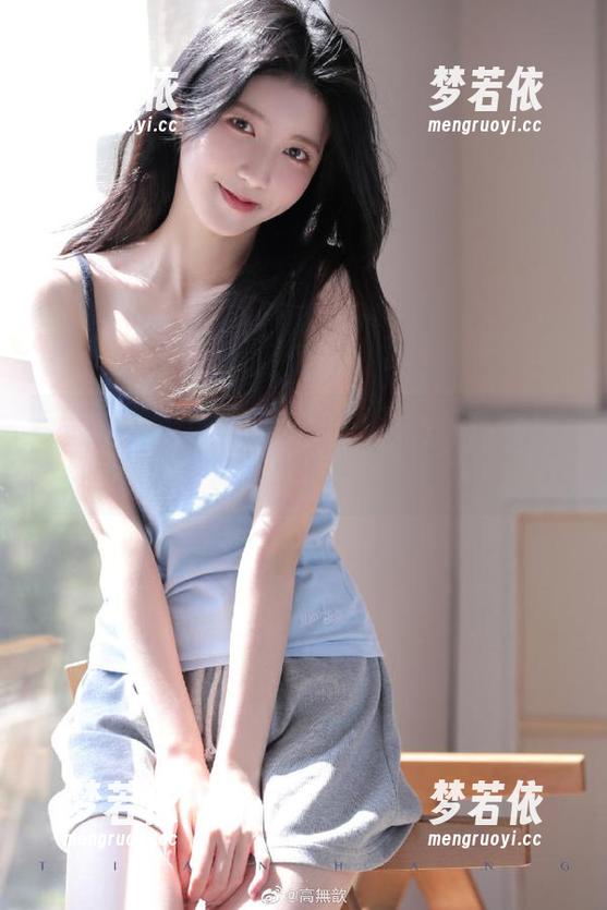 与奈汐酱Nice共度清凉夏天，超值免费套图等你来下载，速来体验吧！.txt-梦若依