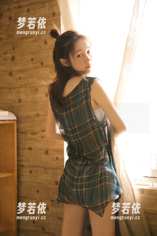 微密圈 - 探索家有水墨老师的裤里丝写真图册，发现时尚与艺术的完美结合.txt-梦若依