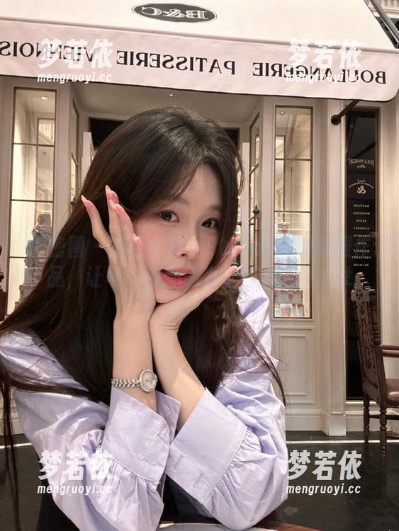 微密圈 - 追寻小仙女ELaine定制制服作品，让每一帧都成为永恒的经典.txt-梦若依