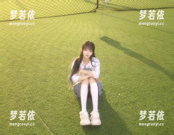 微密圈 - 小玉吃果冻都捆好了，快来欣赏这组精选图集中的靓丽风景！.txt-梦若依