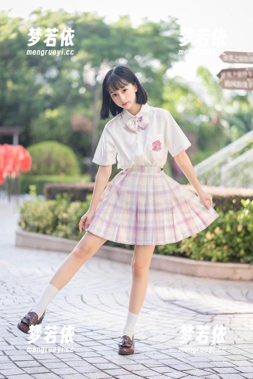 尤果网 - 小潘鼠奶牛主题图包更新，瞬间提升你的写真收藏！.txt-梦若依
