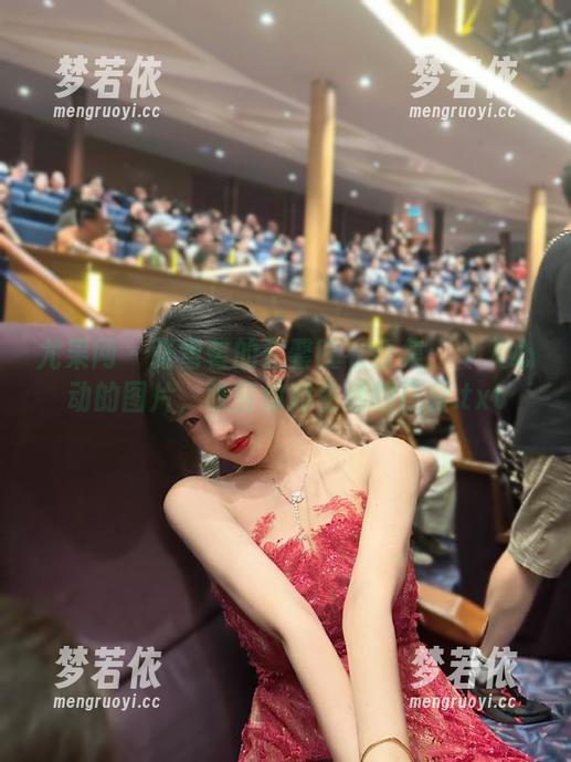 尤果网 - 张雪馨的温馨睡衣合集：令人心动的图片，唤醒你对生活的热爱.txt-梦若依