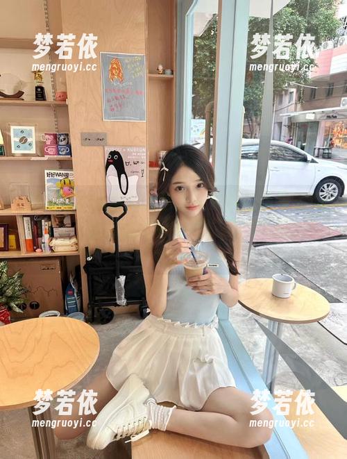 尤果网 - 探索蜜儿浴室：最新图库中的隐秘瞬间，感受她独特的视觉表达与魅力！.txt-梦若依