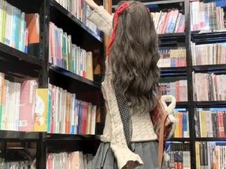 尤果网 - 美丽与神秘并存：颜爱泽万圣节原图下载，解锁完美节日穿搭！.txt